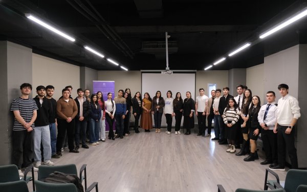 “Gənclərin Gözü ilə Konstitusiya və Heydər Əliyev İrsi” adlı layihə keçirildi - FOTOLAR