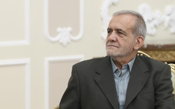 Pezeşkian: Xameneinin nüvə silahı ilə bağlı sözlərinə inanın