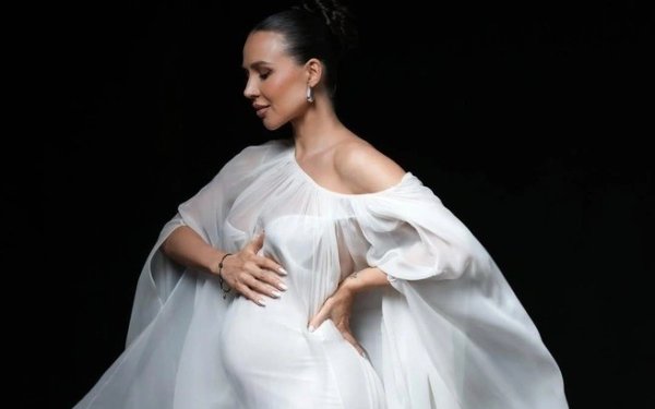 Ev dustağı olan bloger ana oldu