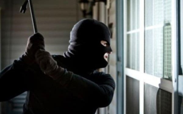 Yük avtomobilindən akkumulyator oğurlayıb satan şəxs saxlanıldı