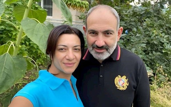 Anna Akopyan Paşinyandan boşandı - Baş nazir açıqlama yaydı