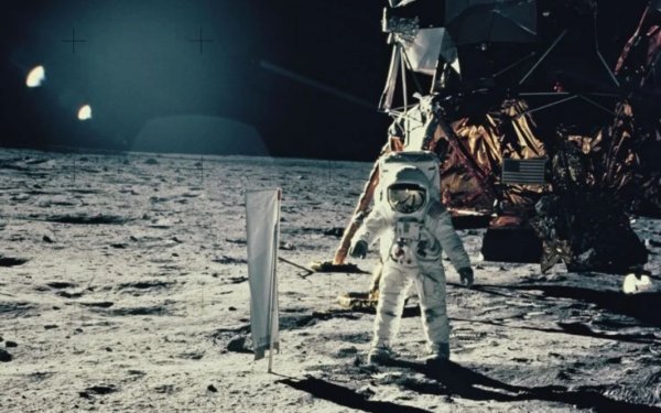 NASA Aya astronavt göndərilməsini bir il təxirə saldı