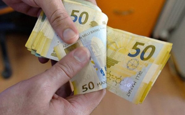 Orta aylıq əməkhaqqı artdı