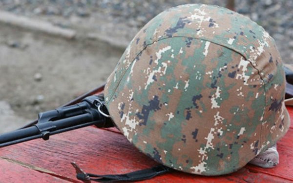 Erməni hərbçi aldığı güllə yarasından öldü