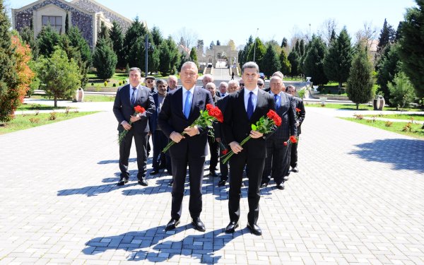 Göygöldə rayon Ağsaqqallar Şurasının yeni üzvləri ilə görüş keçirildi - FOTOLAR