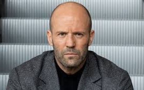 Ceyson Stetham Antalyada istirahət edir - FOTO