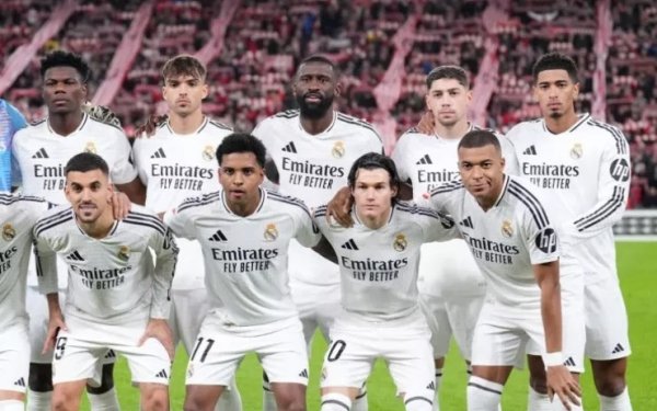 "Real" 8 oyunçunu yola salır - SİYAHI