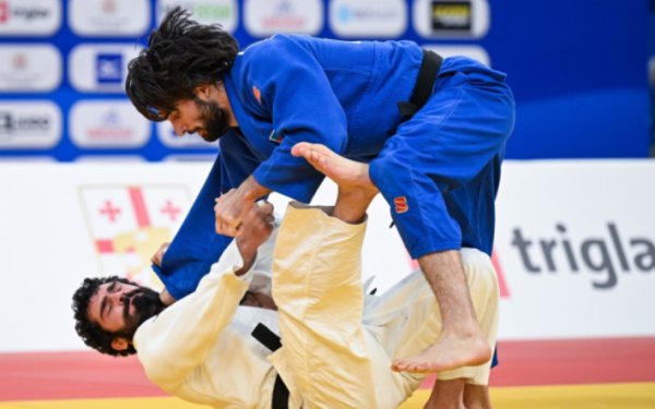 Cüdoçumuz bürünc medal qazandı