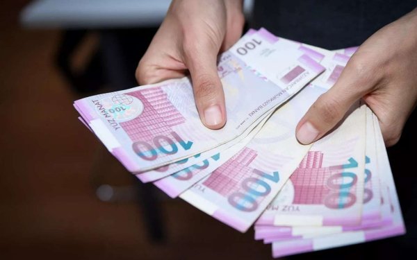 Azərbaycanda 5 min manat maaş alan işçilər kimlərdir?