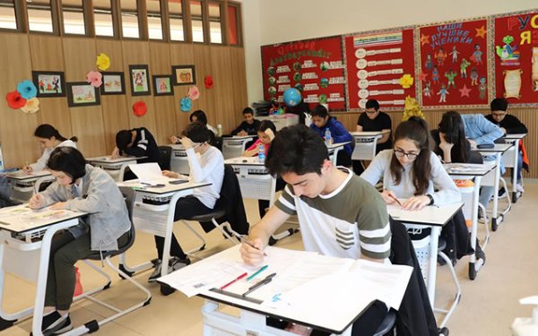 Lisey və gimnaziyalara qəbul tarixi uzadıldı
