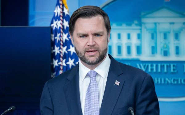 Vens: İran danışıqları dayandırmaqla hədələsə də, dialoq sona kimi aparılıb