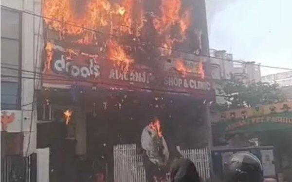 Hindistanda hazırlıq mərkəzində yanğında azı 13 nəfər ölüb