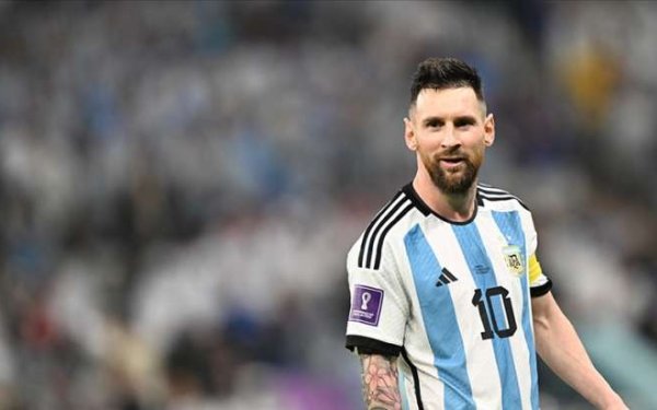 Messi futboldan gedəcəyi vaxtı açıqladı