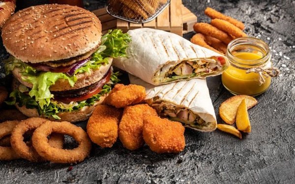 Düzgün qidalanmamaq əlilliyə səbəb olur - Həkimdən açıqlama