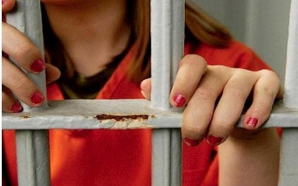 Türkiyədə azərbaycanlı qadın həbs olundu