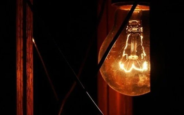 Mərkəzi Asiyanı qaranlıq bürüdü: Dörd ölkədə elektrik kəsildi