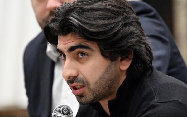 "Qəhrəmanlığın zirvəsindən aşağı düşməyin, Qurban müəllim"