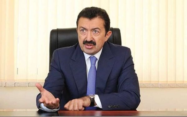 Prezidentin vəzifədən kənarlaşdırdığı Fəxri Kazımov kimdir?