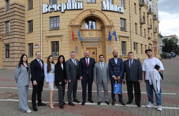 Minskdə mühüm konfrans: Azərbaycan və Belarus jurnalistləri bir araya gəldi  - FOTOLAR