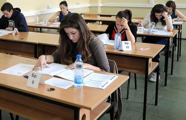 "Magistr ixtisaslarında illik təhsil haqqı yüksəkdir" - Ekspert