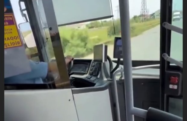 162 saylı avtobusundan narazılıq: "Kondisionerlər işləmir, nəfəs almaq olmur" - VİDEO