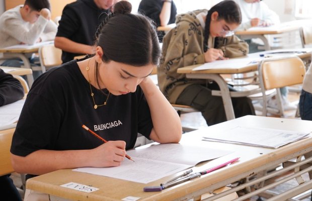 DİM-in magistratura imtahanı yenidən müzakirə mövzusu oldu – Minlərlə yer boş qaldı