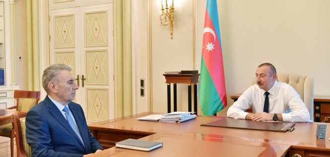 Prezident Baş Nazirin işdən çıxarılan müavinləri ilə görüşdü - Fotolar