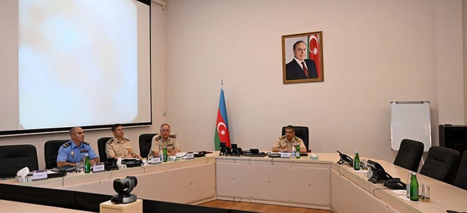 Müdafiə naziri: İlham Əliyev Azərbaycan Ordusunun fəaliyyətindən razıdır