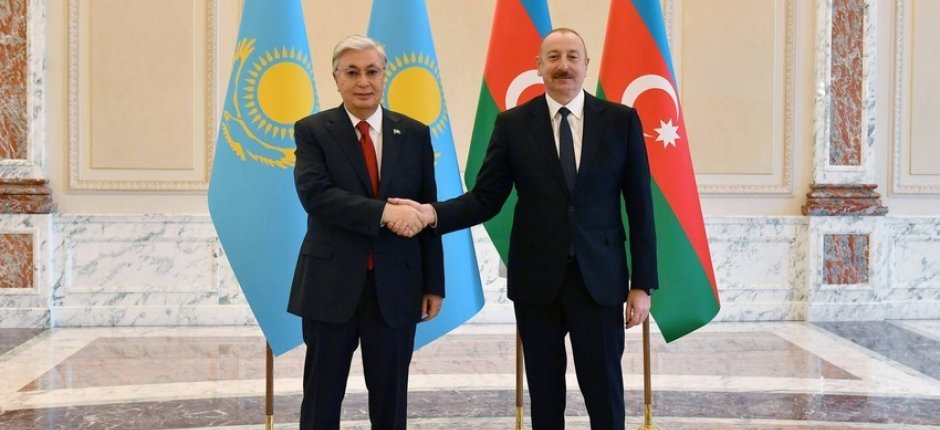 İlham Əliyev qazaxıstanlı həmkarını ad günü münasibəti təbrik etdi