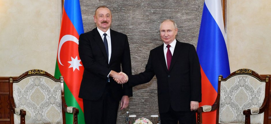 Vladimir Putin Prezident İlham Əliyevi təbrik etdi