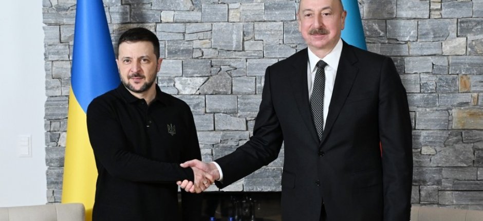 İlham Əliyev Volodimir Zelenskini təbrik edib