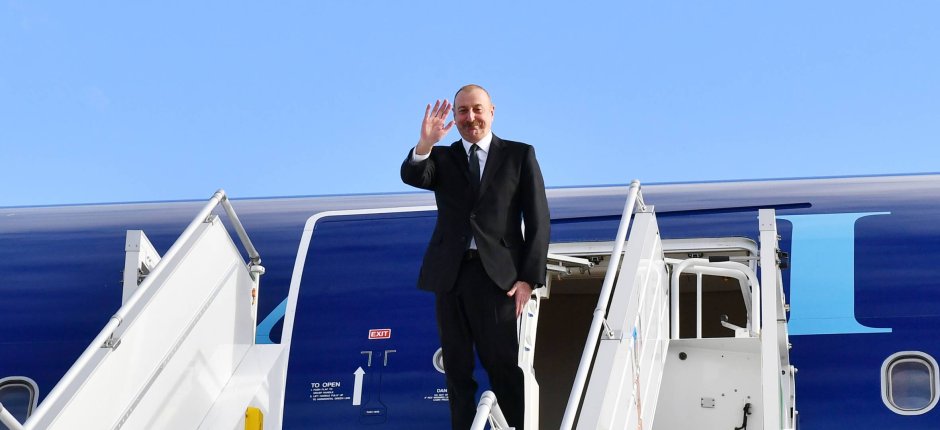 İlham Əliyev Misirdə işgüzar səfərdədir