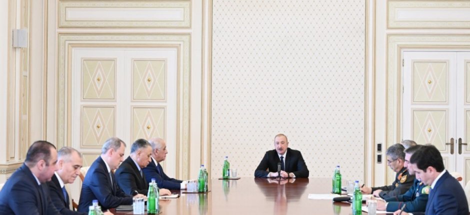 Prezident sədrliyi ilə Təhlükəsizlik Şurasının iclası keçiridi