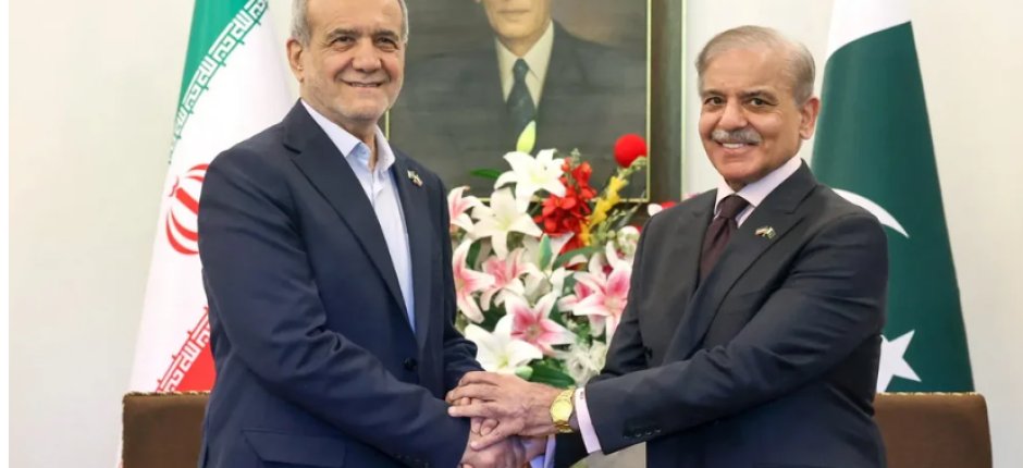 Şərif və Pezeşkian Yaxın Şərqdəki vəziyyəti müzakirə ediblər