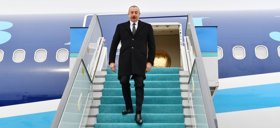 İlham Əliyev Gürcüstana dövlət səfərinə gəlib