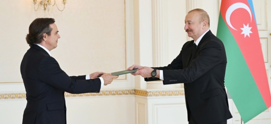 Prezident yeni səfiri qəbul etdi - FOTOLAR