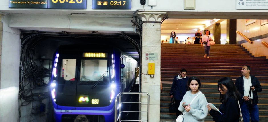 “Sərnişinlər əlavə 60 qəpik ziyana düşəcək” - Metroya alternativ avtobusların ödənişli olması narazılıq yaratdı