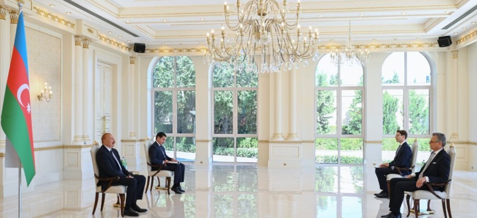 Prezident Almaniyanın yeni səfirinin etimadnaməsini qəbul etdi - FOTOLAR