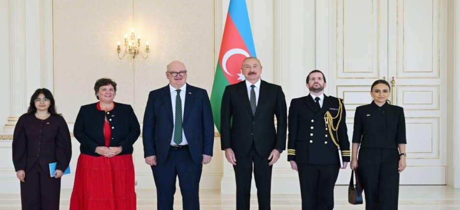 Prezident Böyük Britaniyanın Azərbaycanda yeni səfirinin etimadnaməsini qəbul etdi