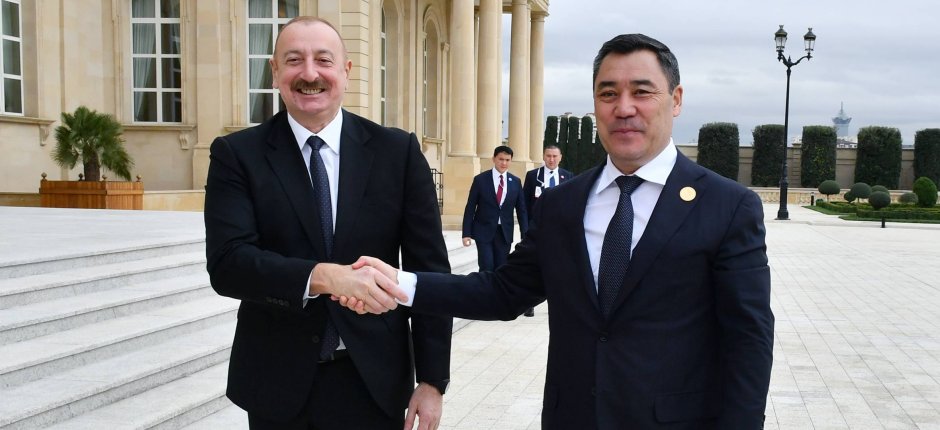 İlham Əliyev Sadır Japarovu təbrik etdi
