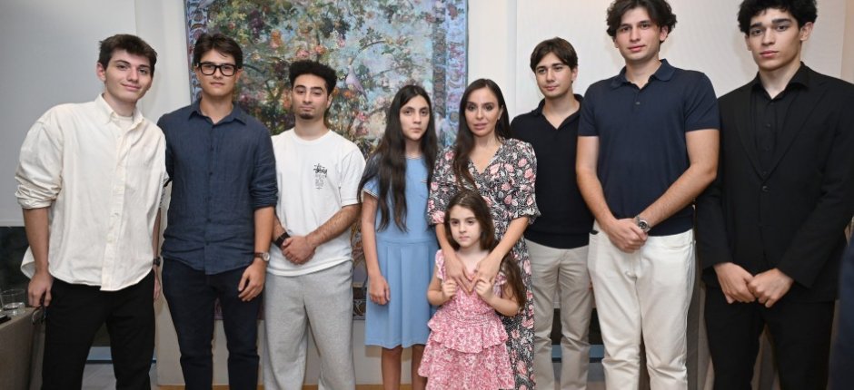 Madriddə MAMA “Ana təbiət” beynəlxalq incəsənət sərgisinin açılışı olub - FOTOLAR