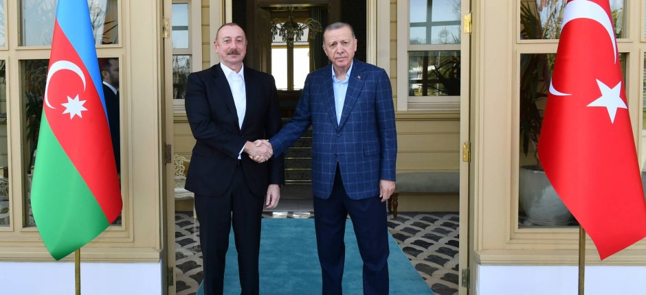 Ərdoğan İlham Əliyevə zəng etdi