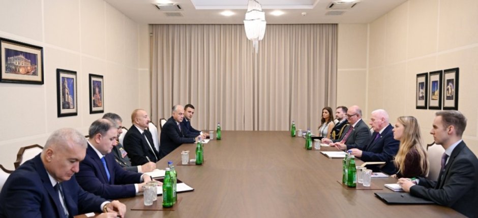 Prezident Birləşmiş Krallığın müdafiə üzrə dövlət nazirini qəbul etdi - FOTOLAR