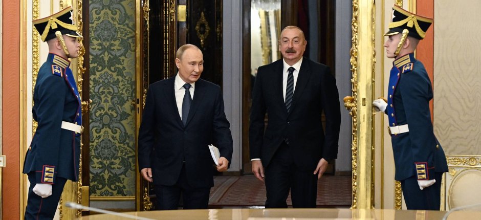 İlham Əliyev Putinə zəng etdi