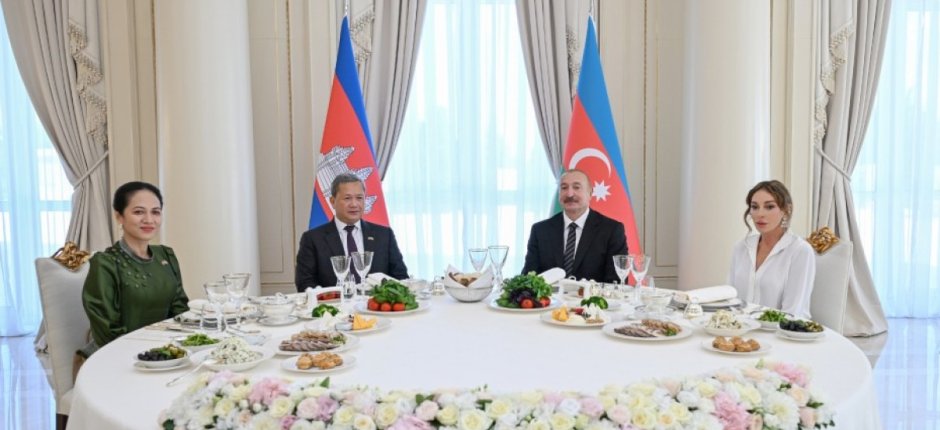 İlham Əliyevin adından Kamboca Baş nazirinin şərəfinə rəsmi nahar verilib - FOTOLAR