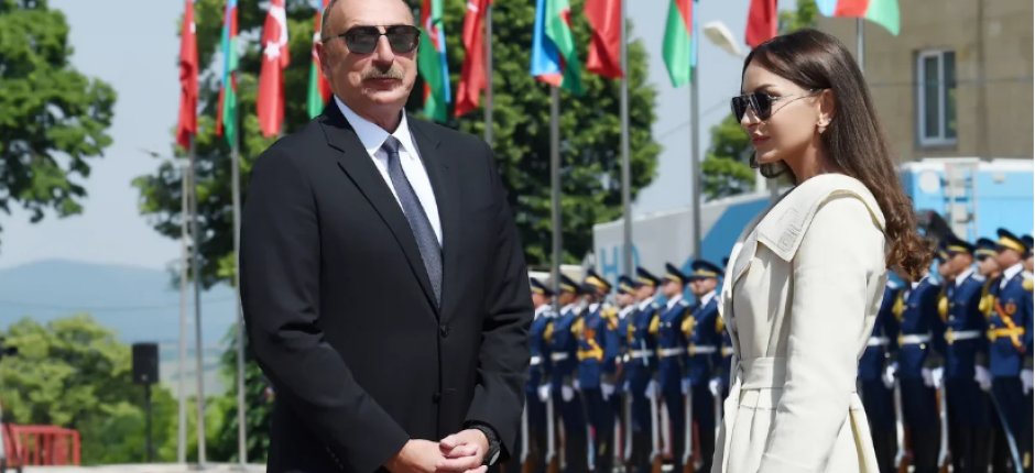 Milli Məclis İlham Əliyev və Mehriban Əliyevaya təbrik məktubları ünvanlayıb