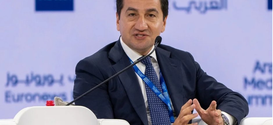 Hikmət Hacıyev: Azərbaycan xalqı erməni cəmiyyətindən üzrxahlıq gözləyir