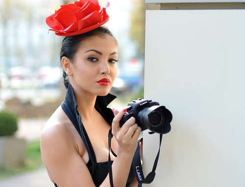 “Playboy”a çəkilən ilk azərbaycanlı gözəlçə (FOTOSESSIYA)