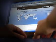 “Facebook”da kimlərlə dostluq etmək olmaz?