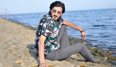 Azərbaycanlı müğənni Rusiya bazarında işləyir